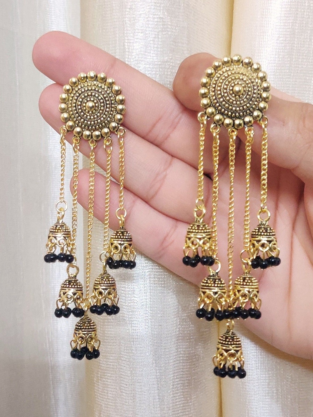 

JMBW INTERNATIONAL Earrings, Black