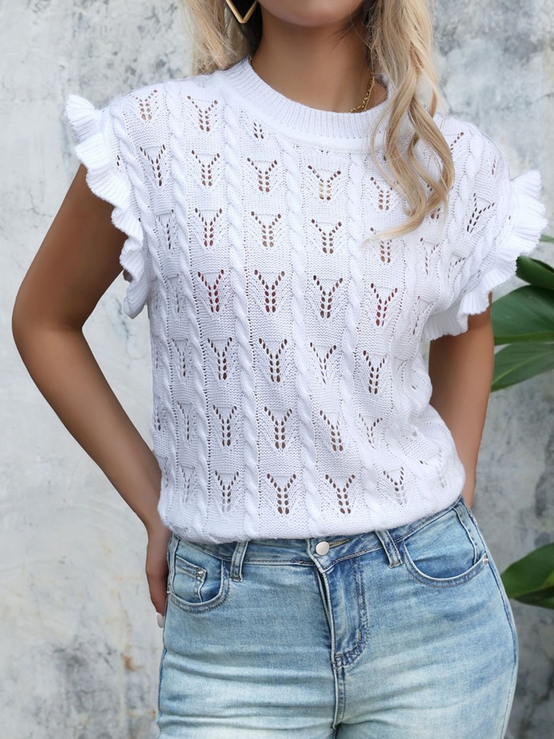 

StyleCast x Revolte Women Flutter Sleeve Top, White