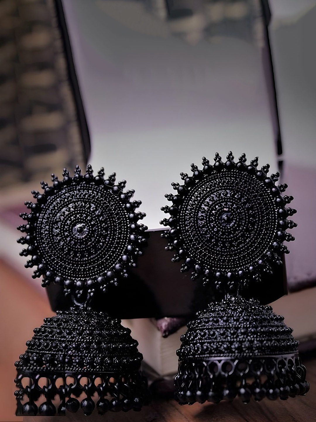 

JMBW INTERNATIONAL Earrings, Black