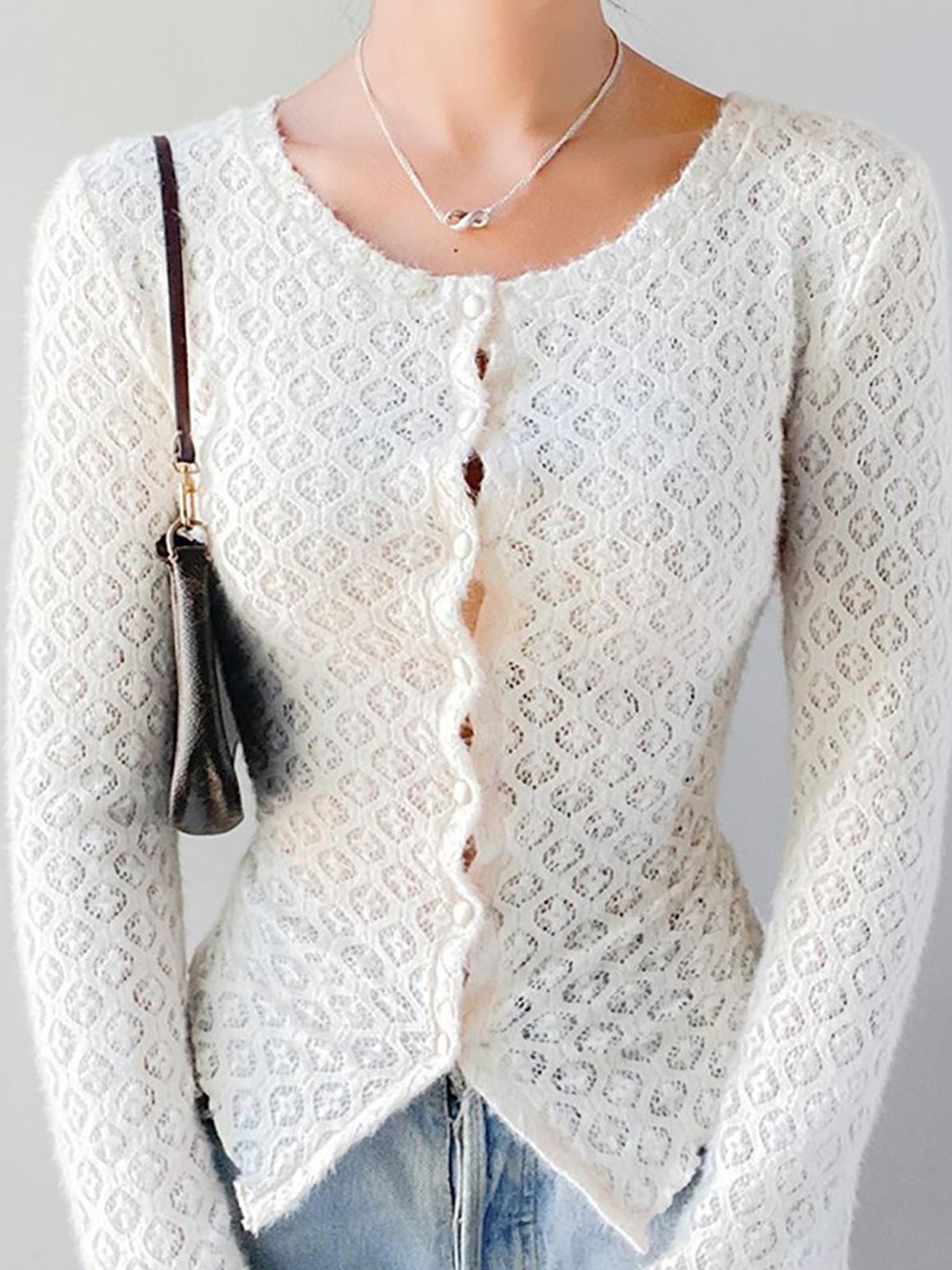 

StyleCast x Revolte Women Extended Sleeves Top, White