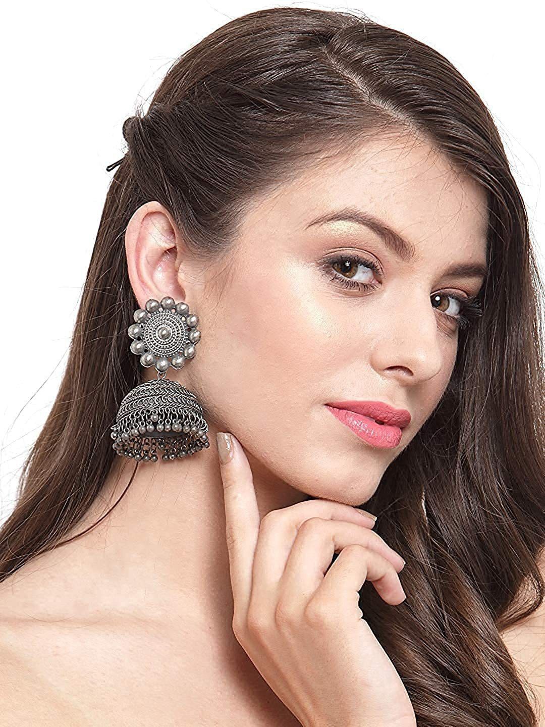 

JMBW INTERNATIONAL Earrings, Silver