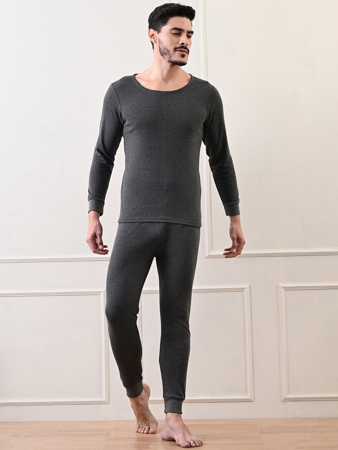 

STARFOX Striped Thermal Set, Black
