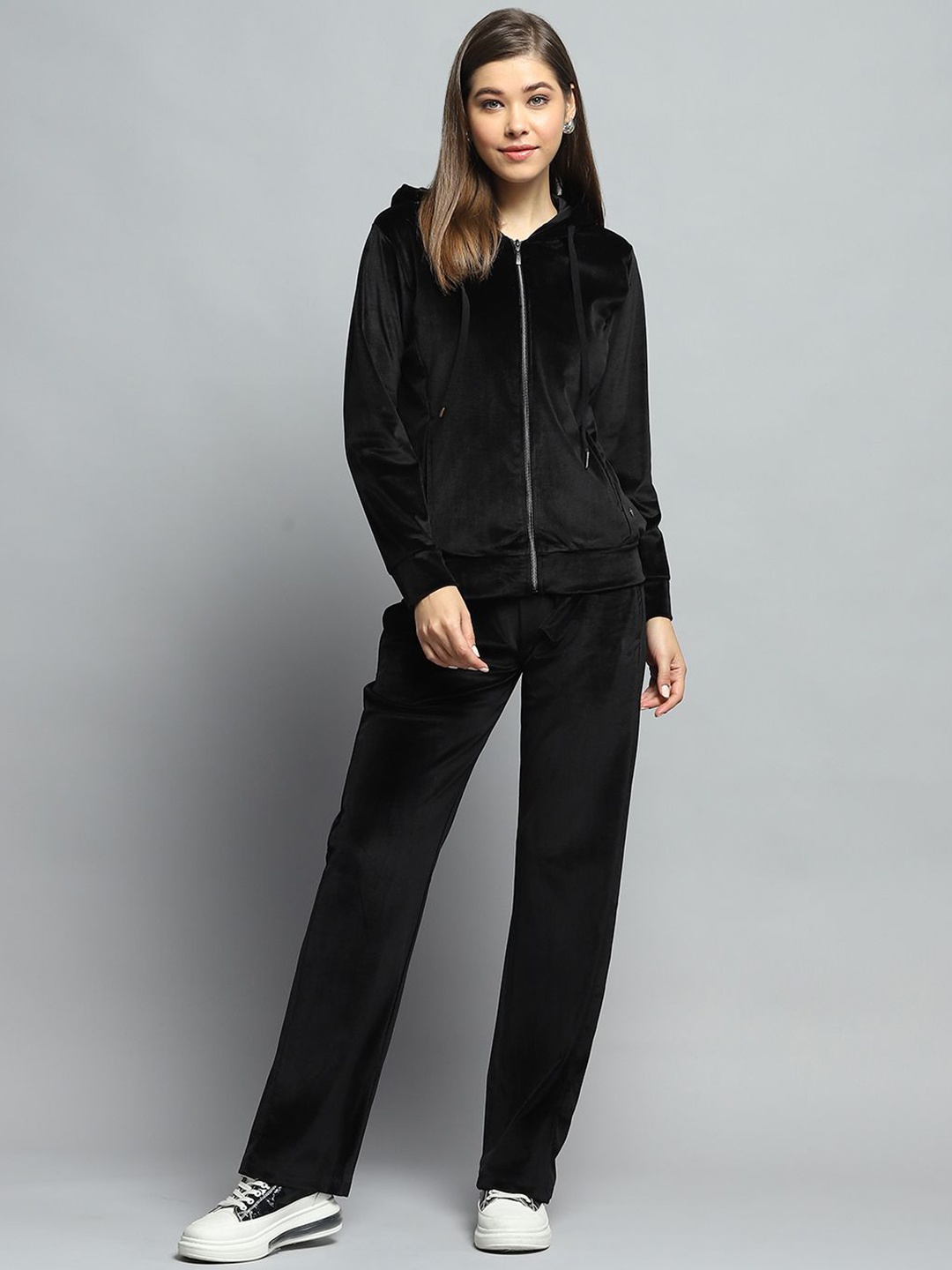 

Monte Carlo Women Hooded Long Sleeves Tracksuit, Black