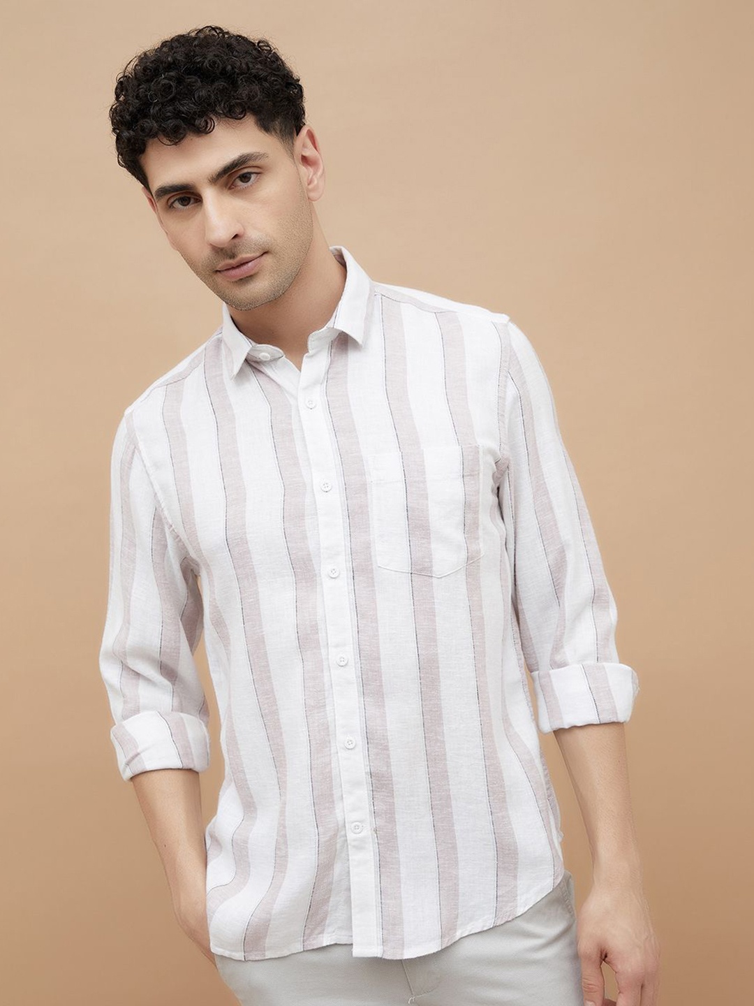 

CODE by Lifestyle Men Spread Collar Vertical Striped Casual Shirt, Grey
