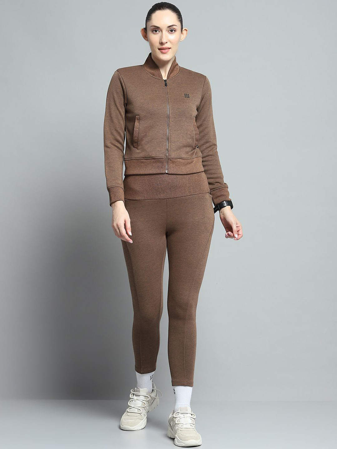 

rock.it Women Mock Collar Neck Tracksuit, Brown