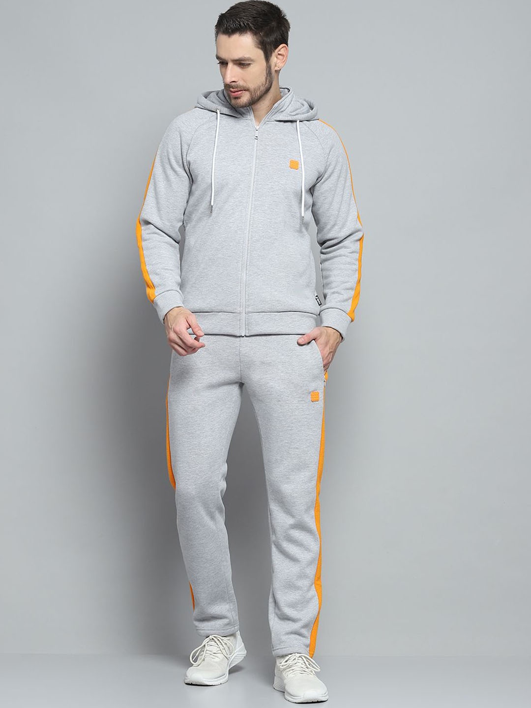 

rock.it Men Colourblocked Mid-Rise Tracksuits, Grey