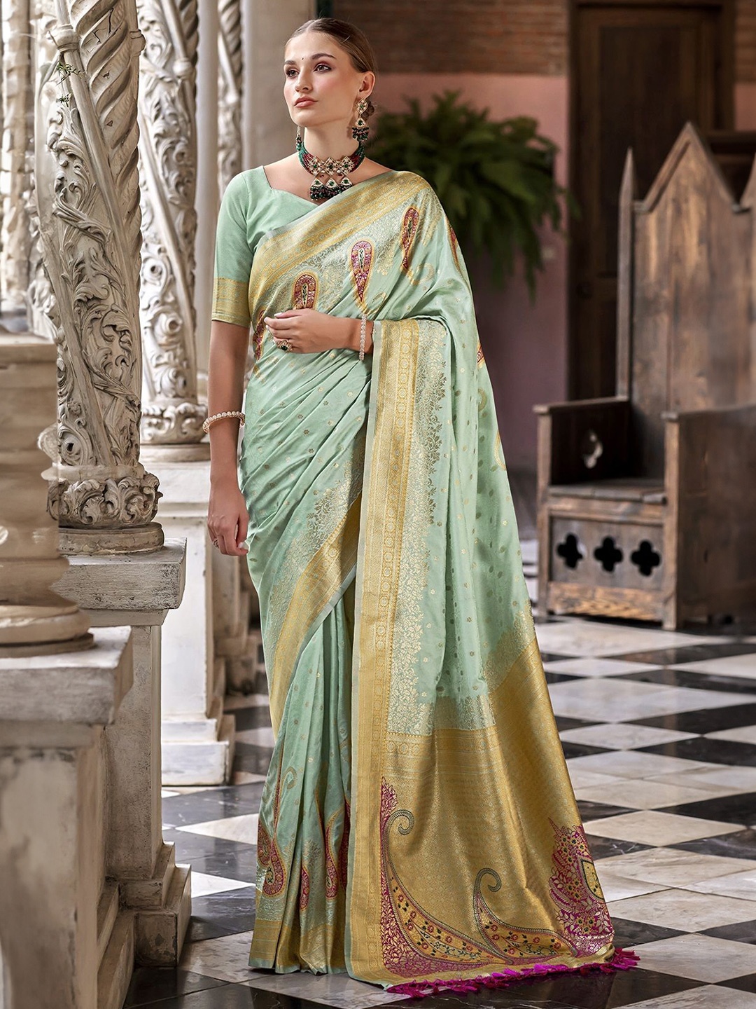 

MAHALASA Pure Chiffon Embroidery Work Saree, Sea green