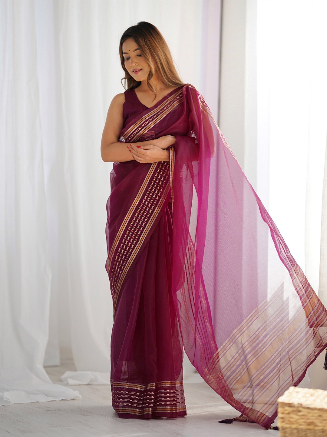 

Fashion Basket Woven Design Organza Chanderi Saree, Purple