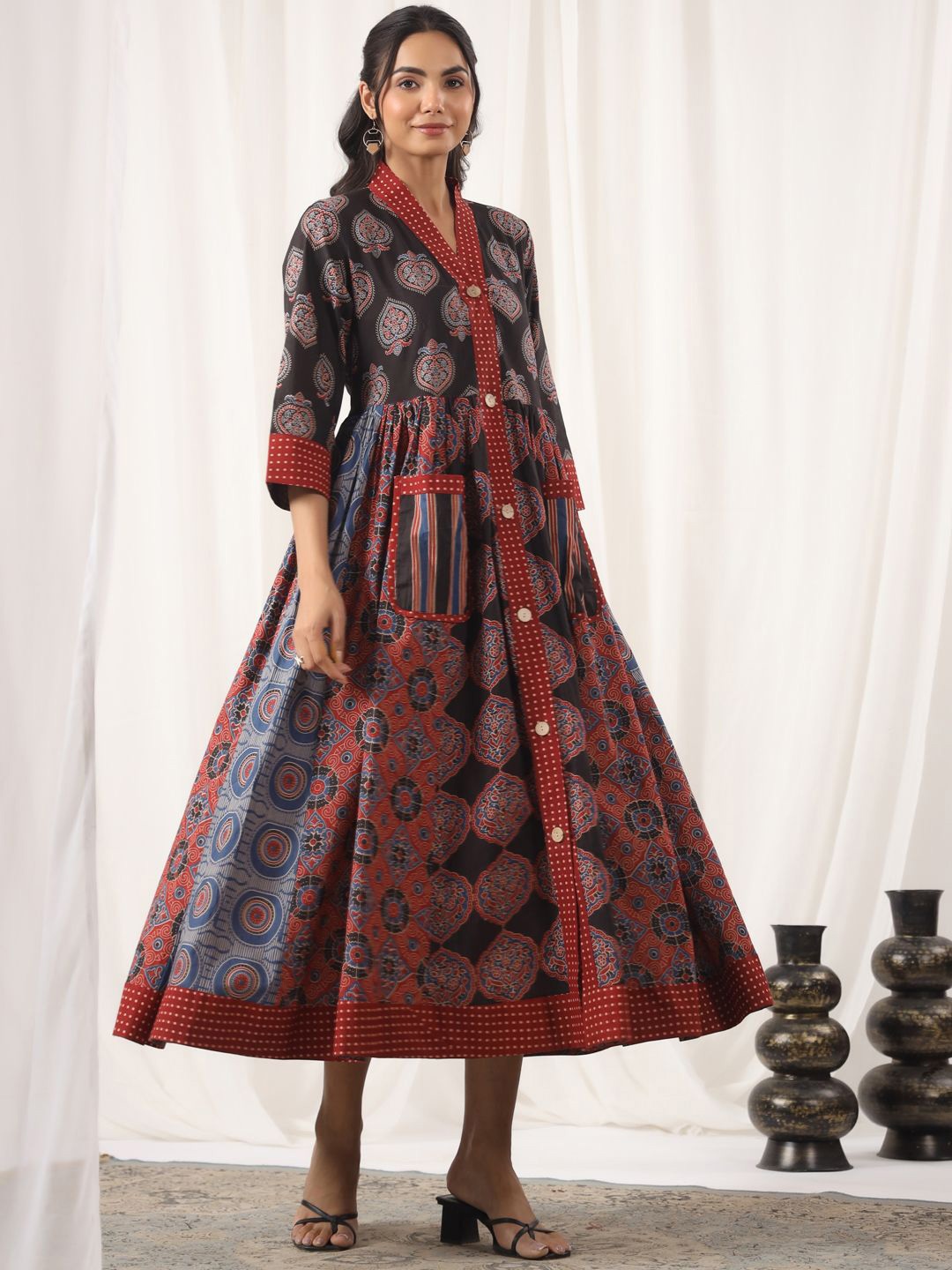 

Jaipur Morni Women Floral Printed Fit & Flare Cotton Maxi Dress, Black