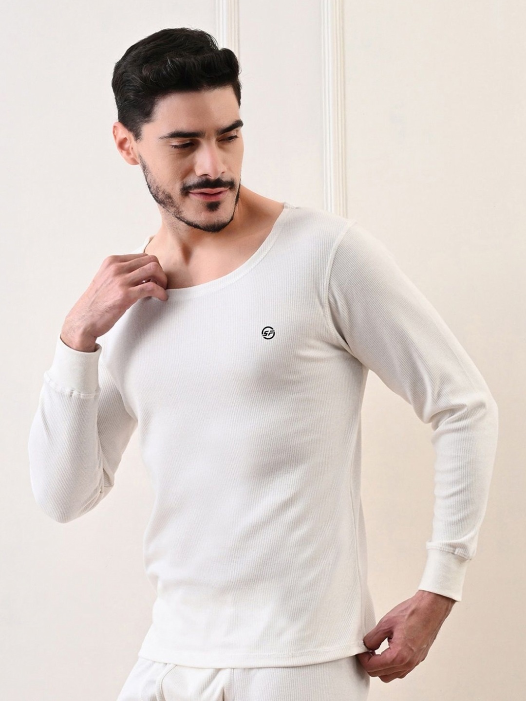 

STARFOX Men Slim Fit Thermal Top, Off white