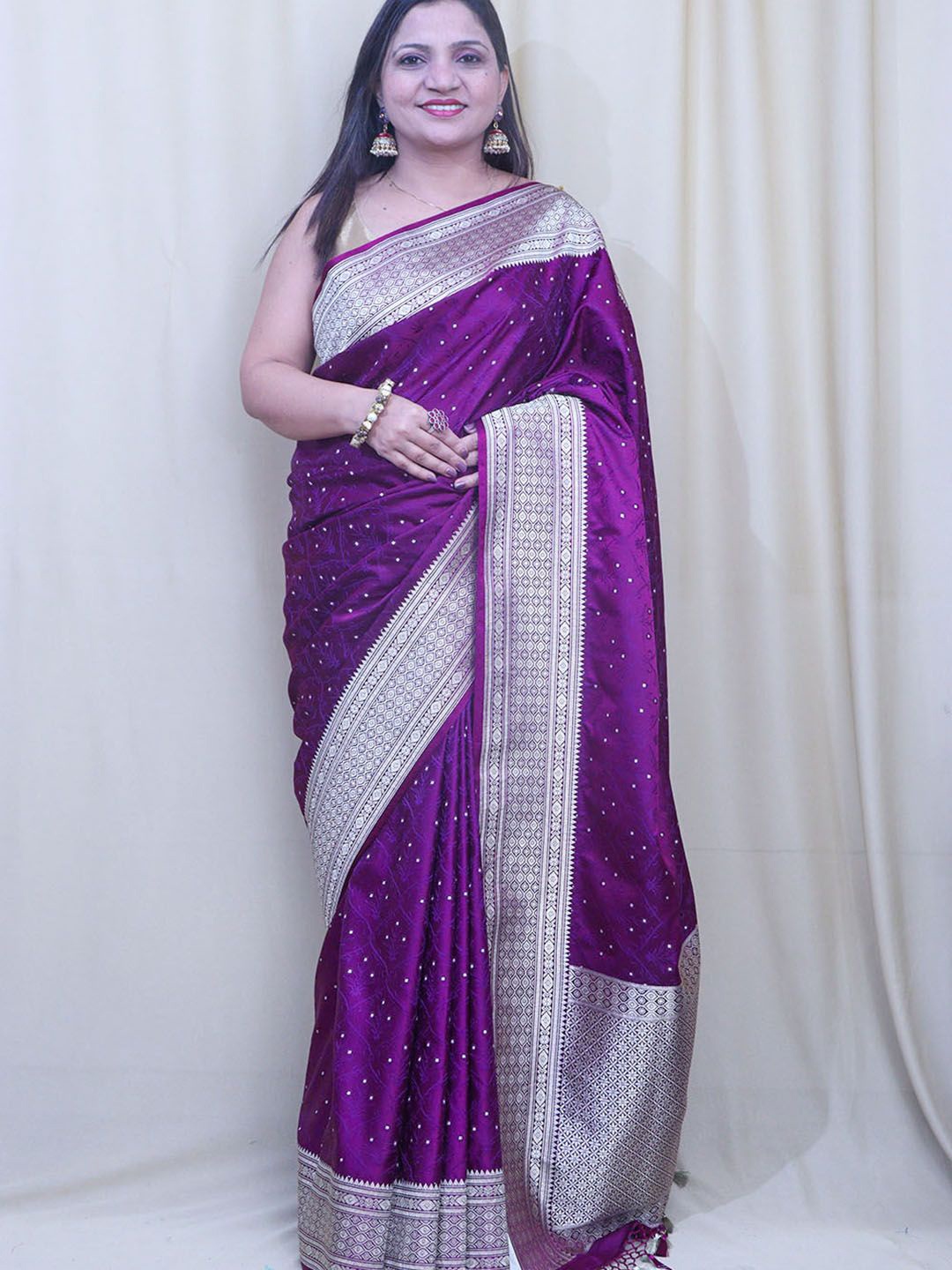

Luxurionworld Ethnic Motifs Woven Design Pure Silk Banarasi Saree, Purple