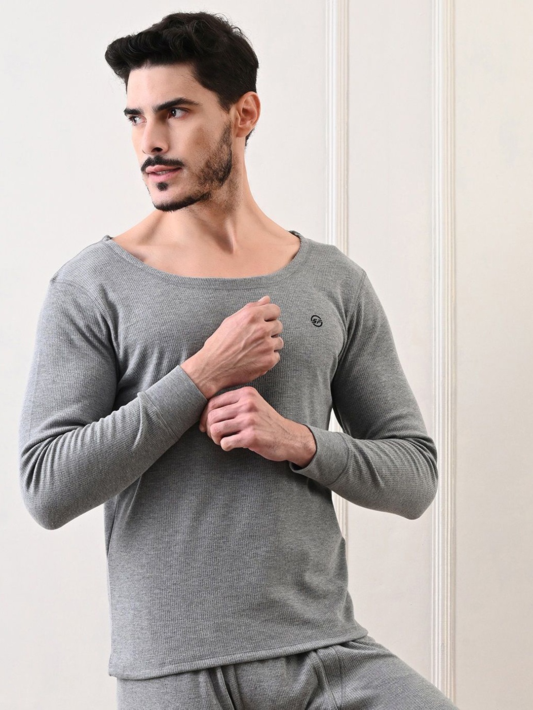 

STARFOX Men Slim Fit Thermal Top, Grey melange
