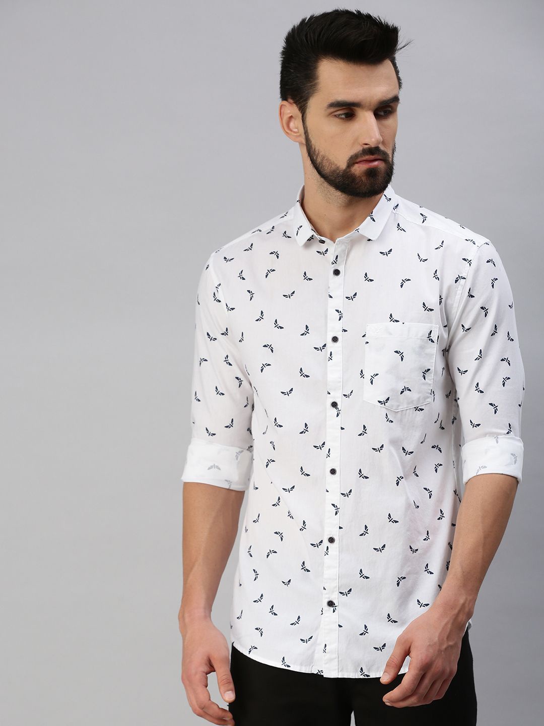 

SHOWOFF Men Standard Slim Fit Spread Collar Conversational Printed Cotton Casual Shirt, White