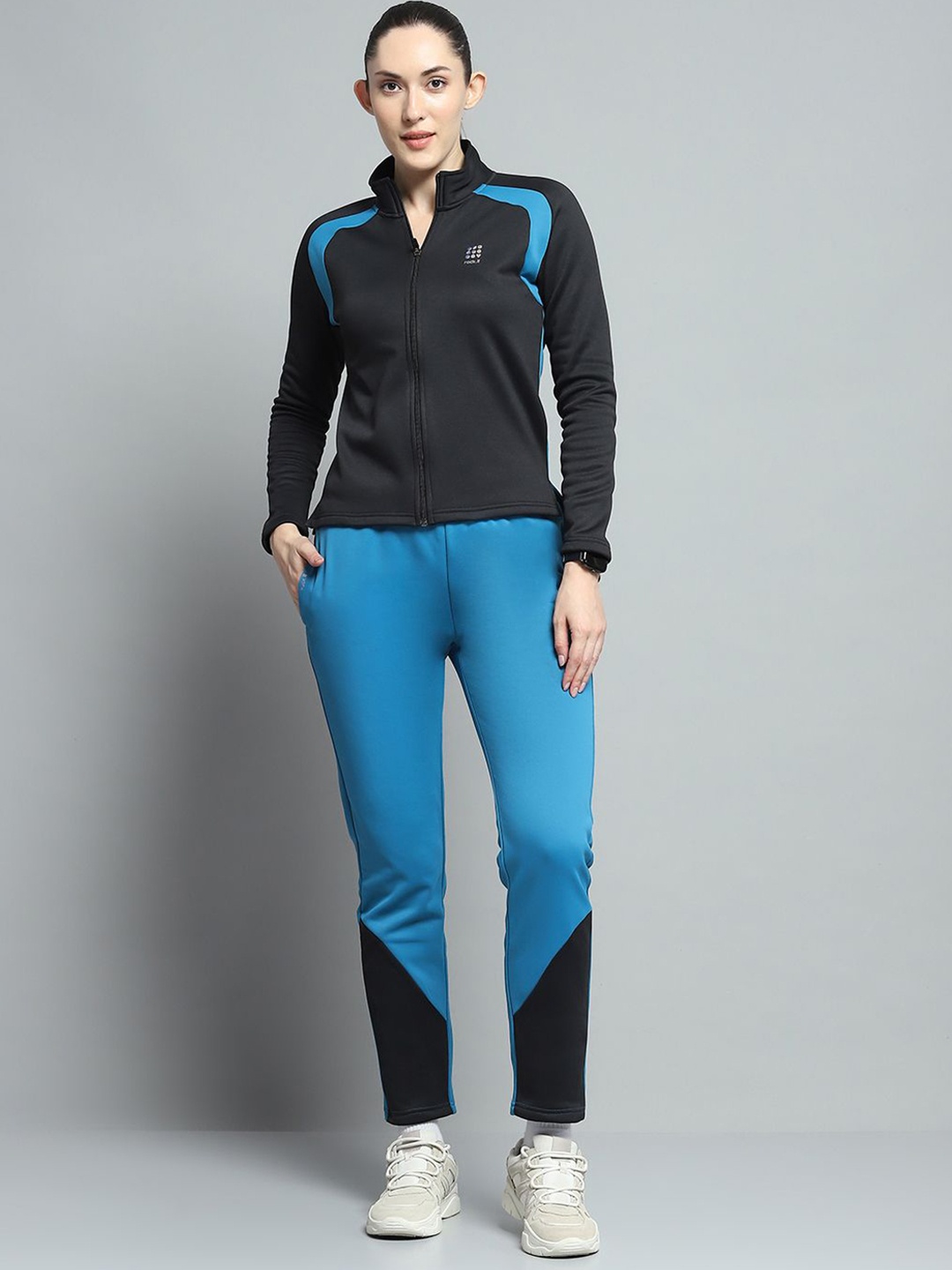 

rock.it Women Colourblocked Mid-Rise Tracksuit, Black