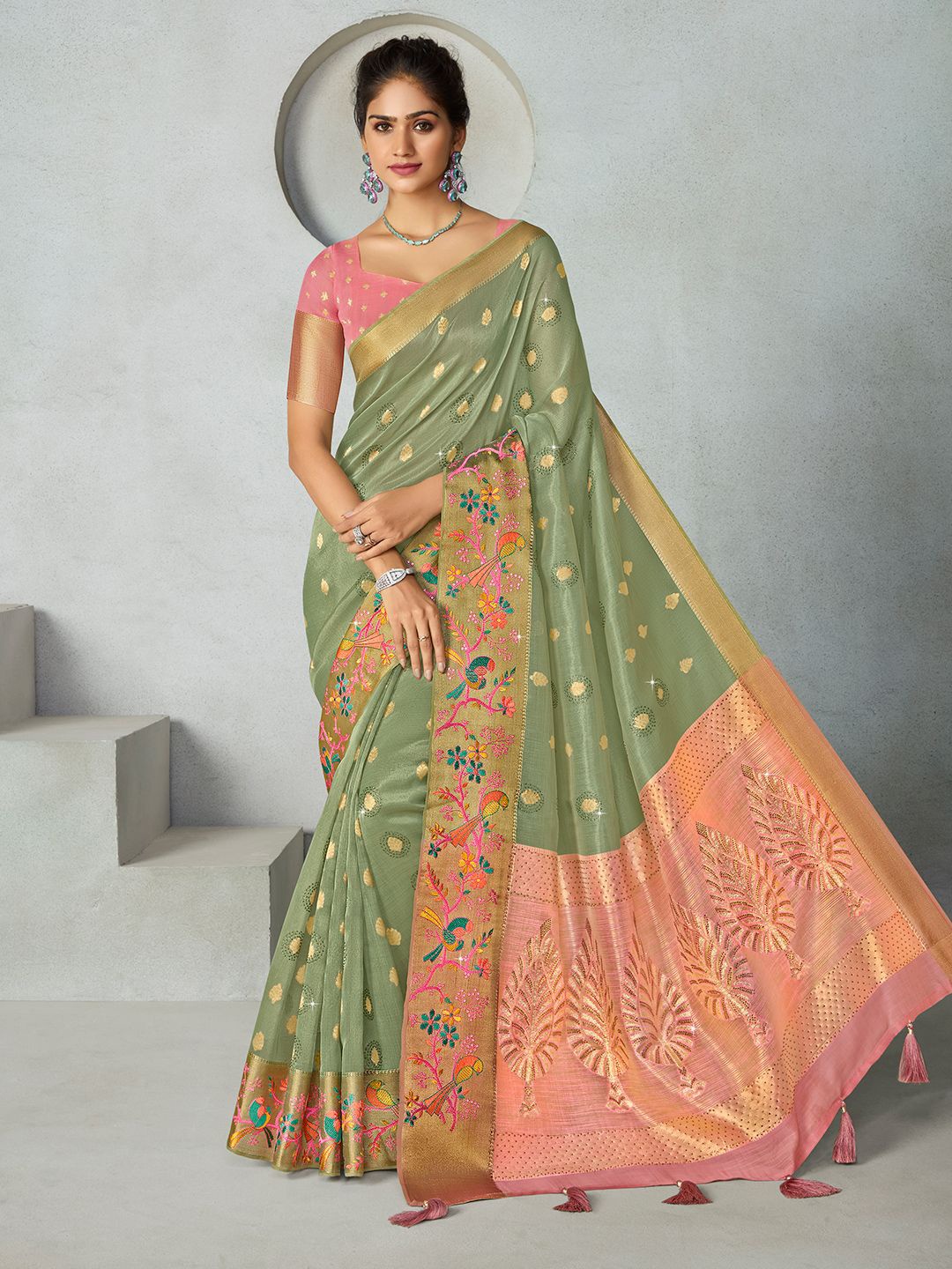 

ALAGINI Woven Design Embroidered Saree, Green