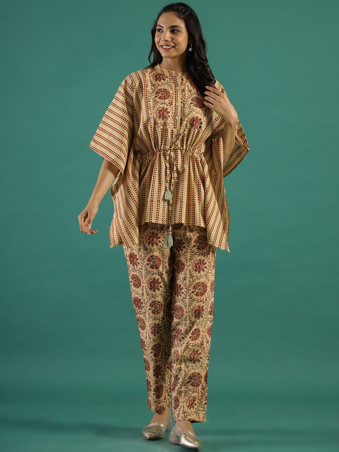 

Sangria Printed Pure Cotton Top & Trousers Co-Ords, Mustard