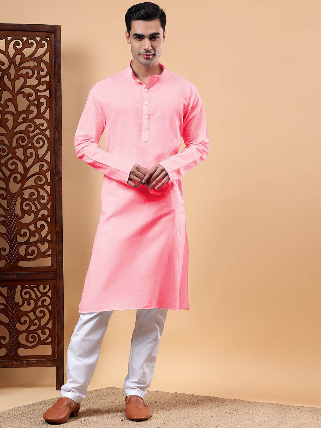 

Yugnik Men Regular Pure Cotton Kurta with Pyjamas, Peach