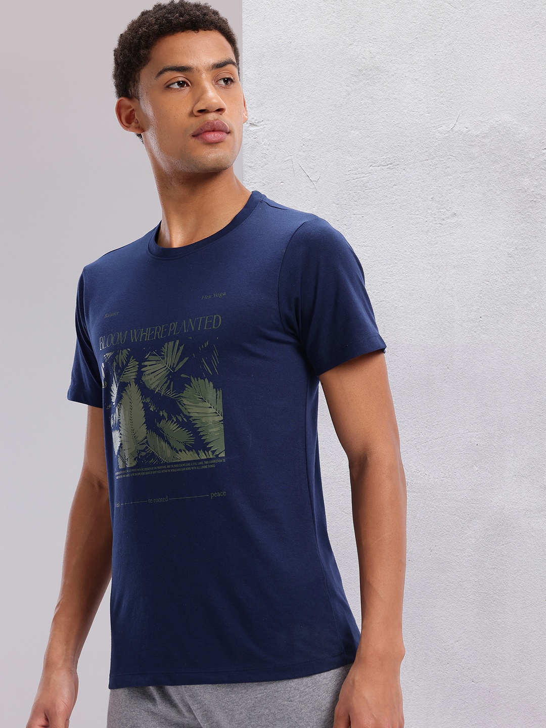

HRX by Hrithik Roshan Conversational Print Round-Neck Lifestyle T-shirt, Navy blue