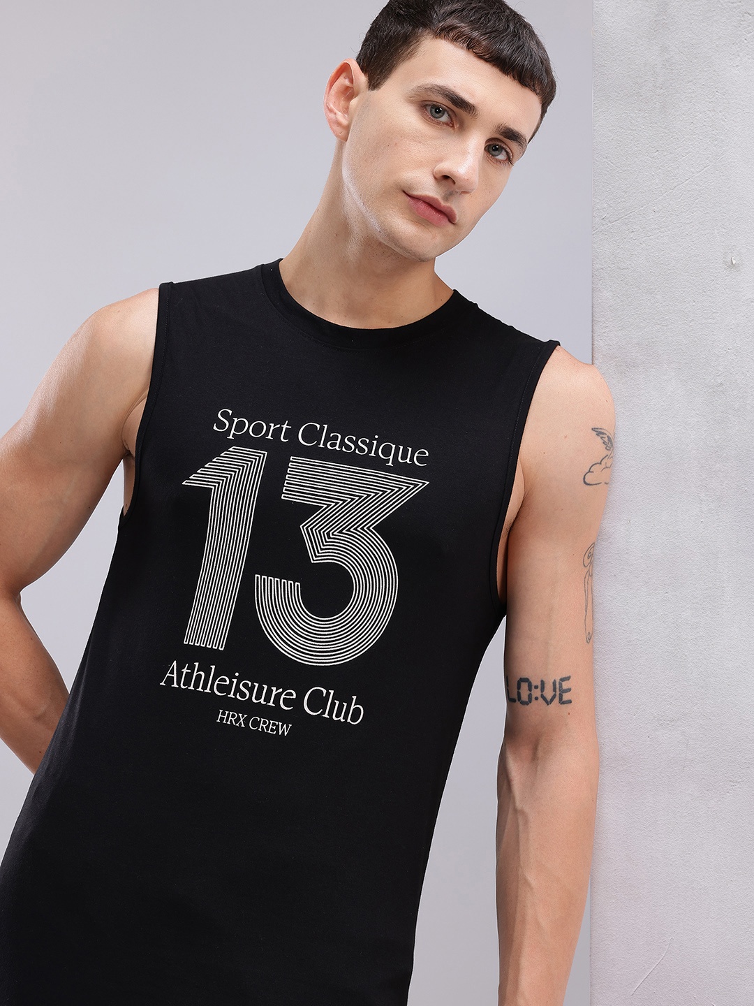 

HRX by Hrithik Roshan Alphanumeric Print Regular Fit Lifestyle T-shirt, Black