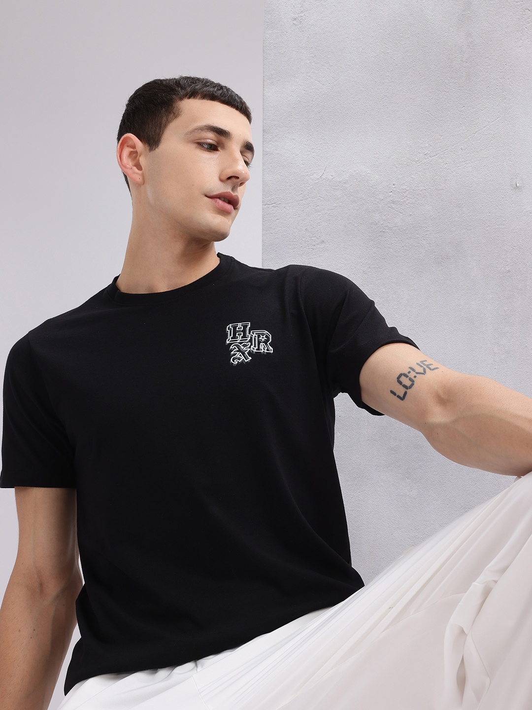 

HRX by Hrithik Roshan Lifestyle T-shirt, Black
