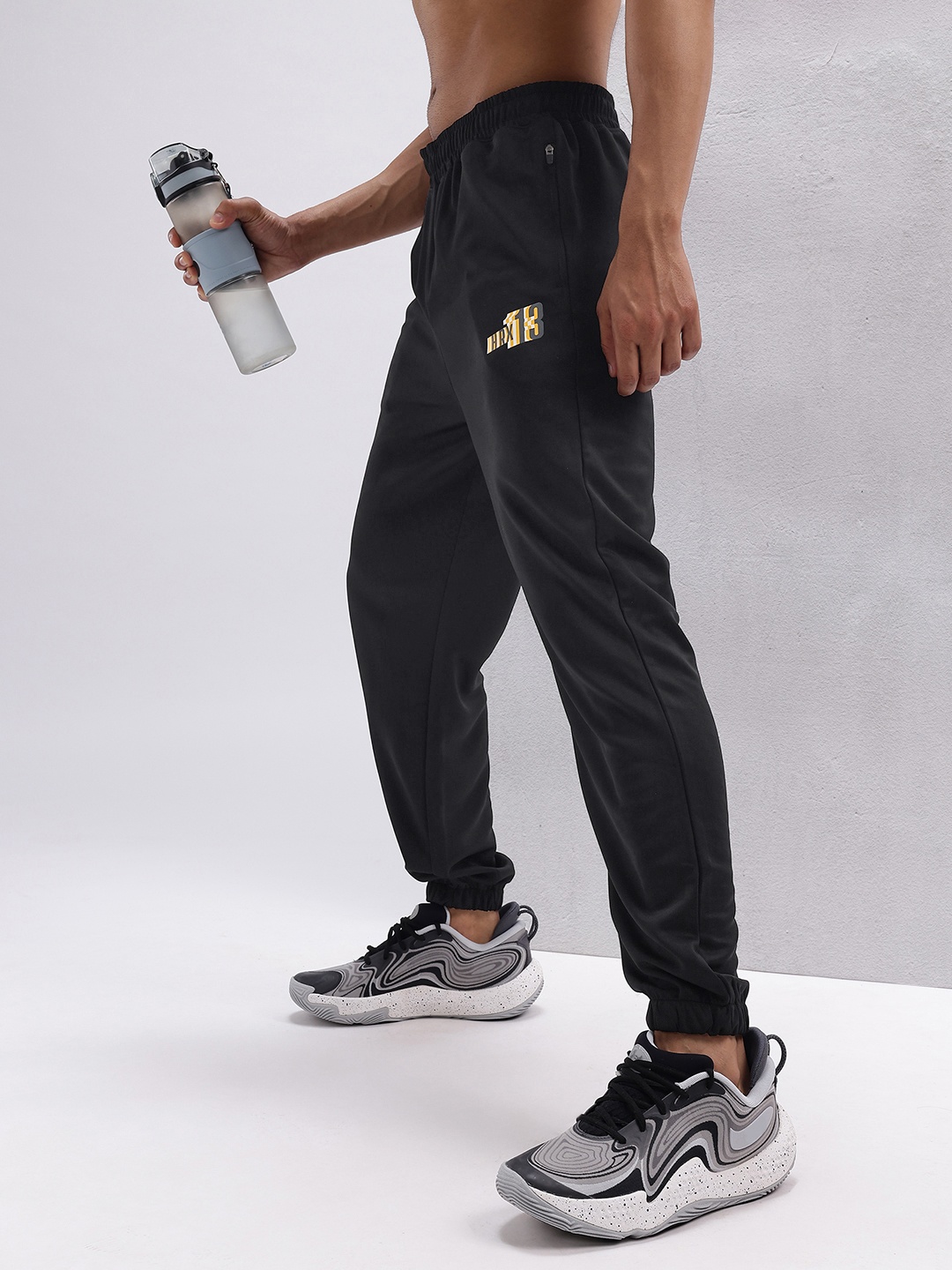 

HRX by Hrithik Roshan Men Rapid-Dry Running Joggers, Black