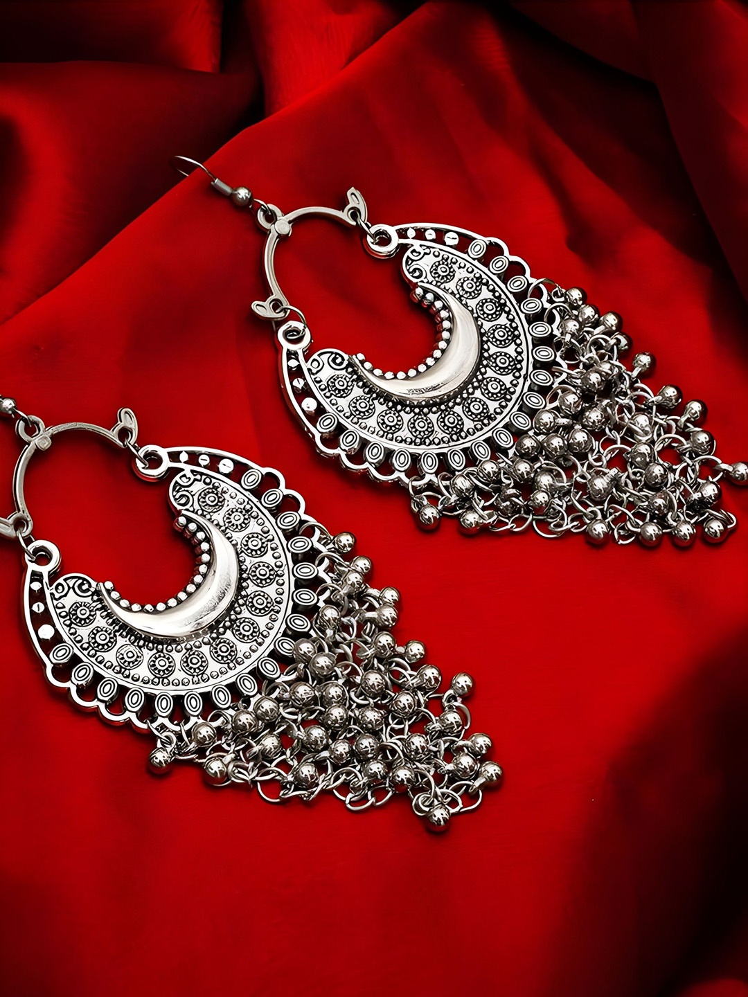 

JMBW INTERNATIONAL Contemporary Chandbalis Earrings, Silver