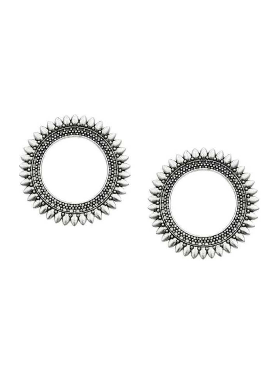 

JMBW INTERNATIONAL Contemporary Studs Earrings, Silver