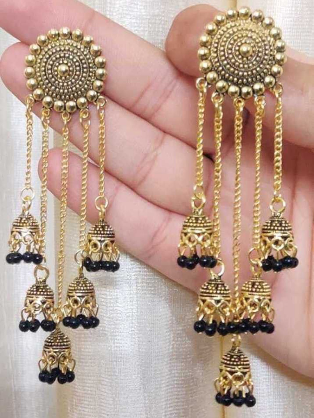 

JMBW INTERNATIONAL Earrings, Black