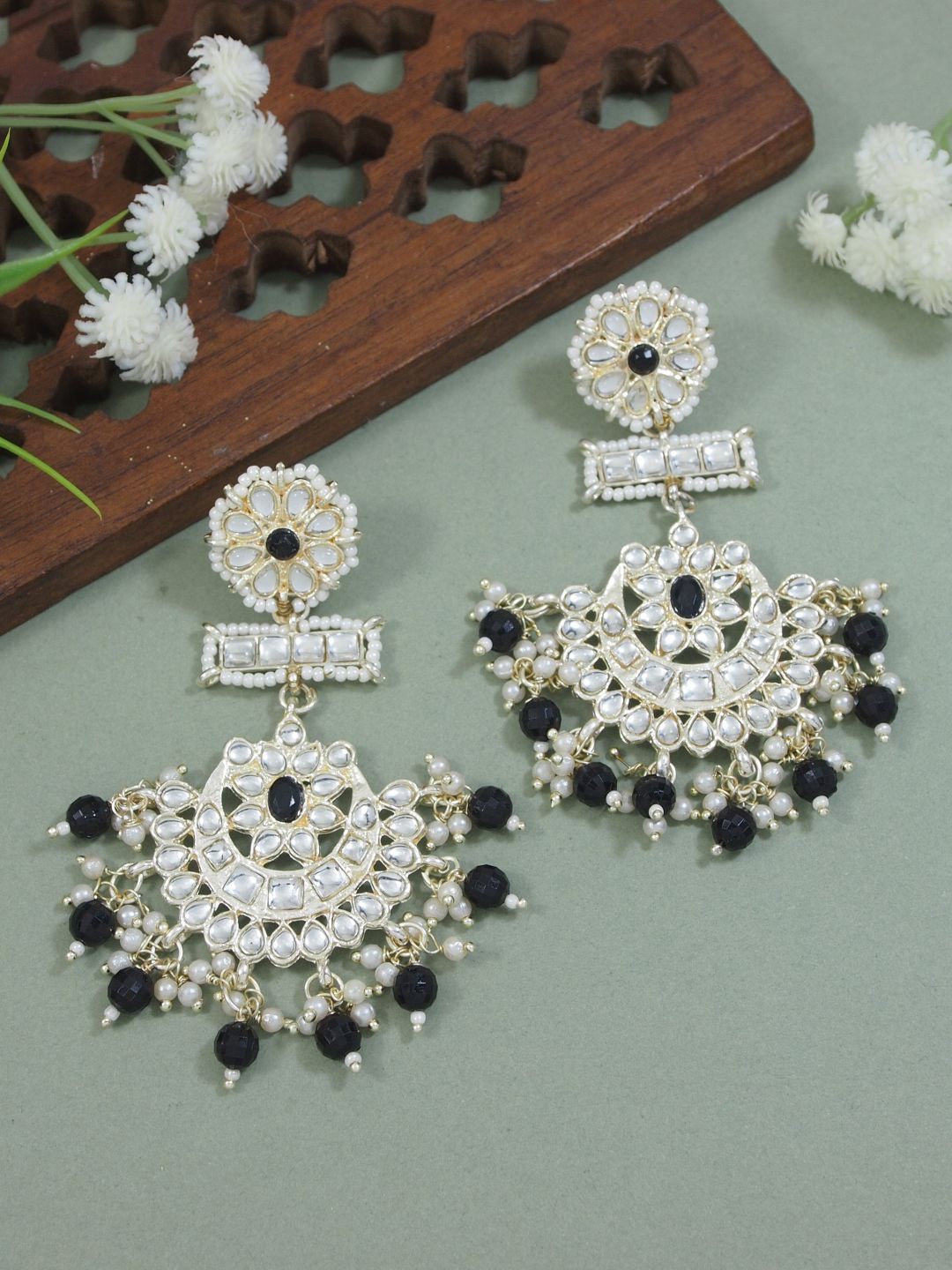 

I Jewels Earrings, Black