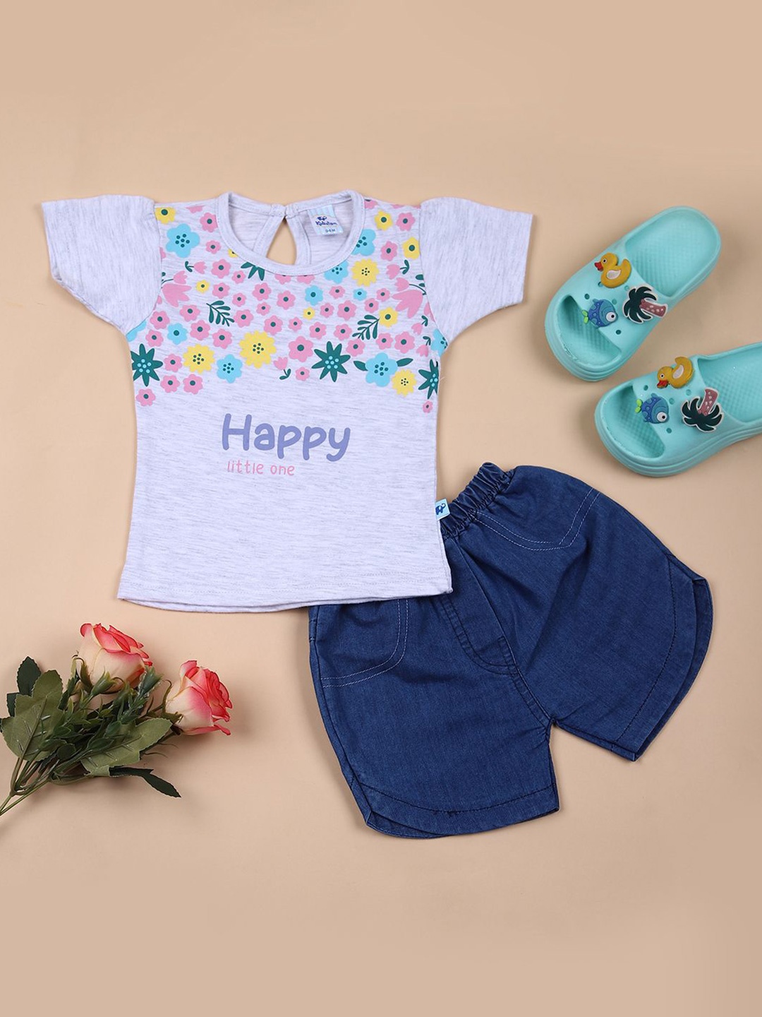 

V-Mart Girls Printed Top with Shorts, White