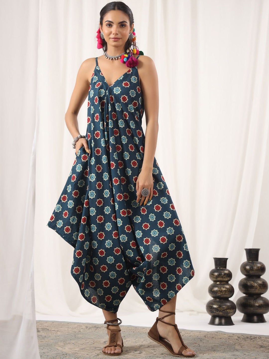 

Jaipur Morni Women Printed Waist Tie-Ups Basic Jumpsuit, Blue