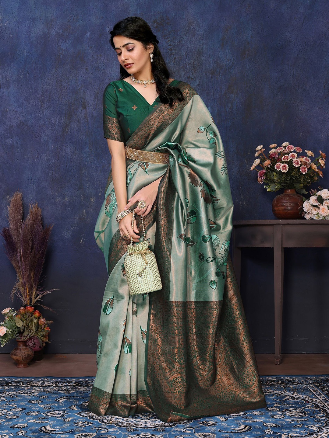 

sareyavella Woven Design Zari Banarasi Saree, Sea green