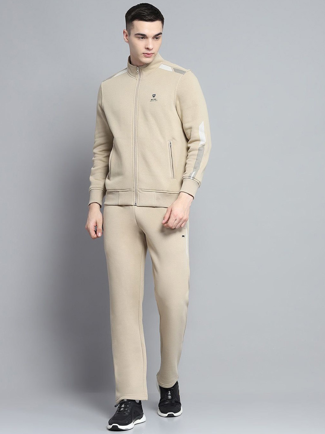 

Monte Carlo Men Mock Collar Mid-Rise Tracksuits, Khaki