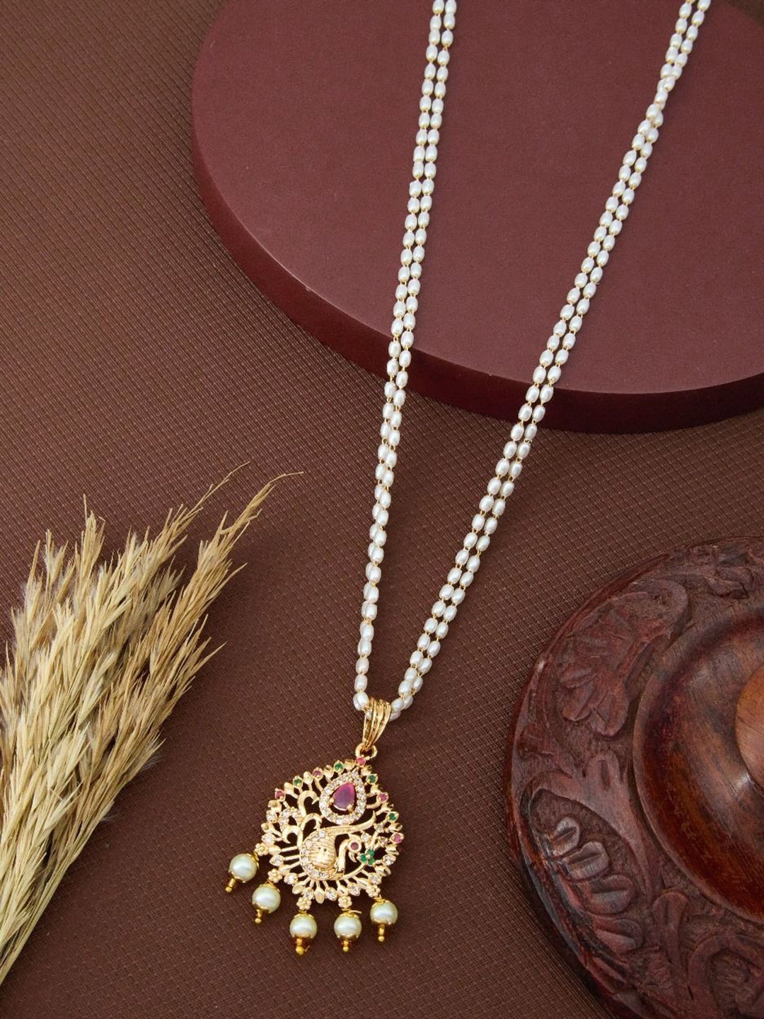 

TONOLIKA Women Gold Plated Beaded Jewellery Set
