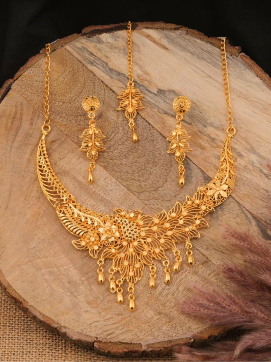 

TONOLIKA Gold-Plated Jewellery Set