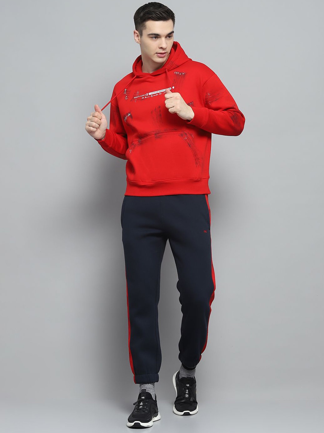 

Monte Carlo Men Mid-Rise Hooded Tracksuits, Red