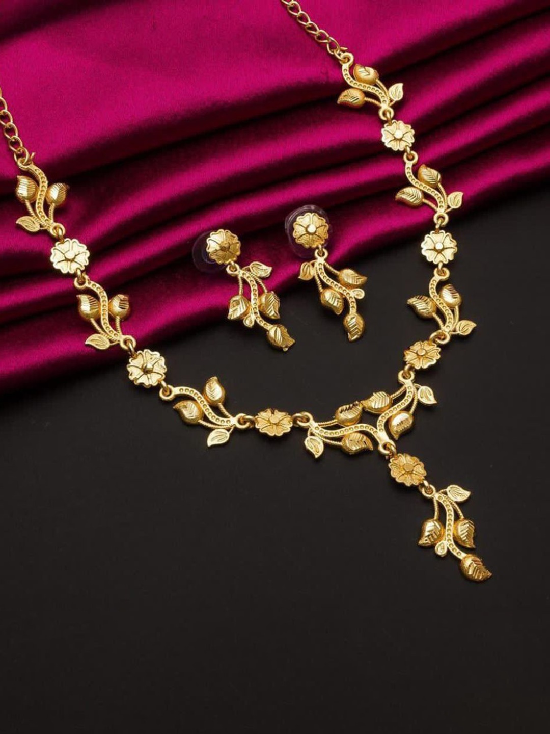 

TONOLIKA Gold-Plated Jewellery Set