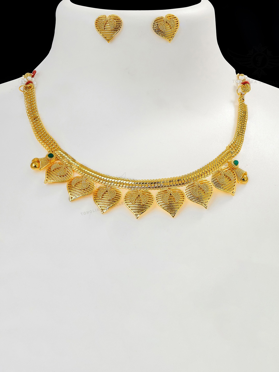 

TONOLIKA Women Gold Plated Jewellery Set