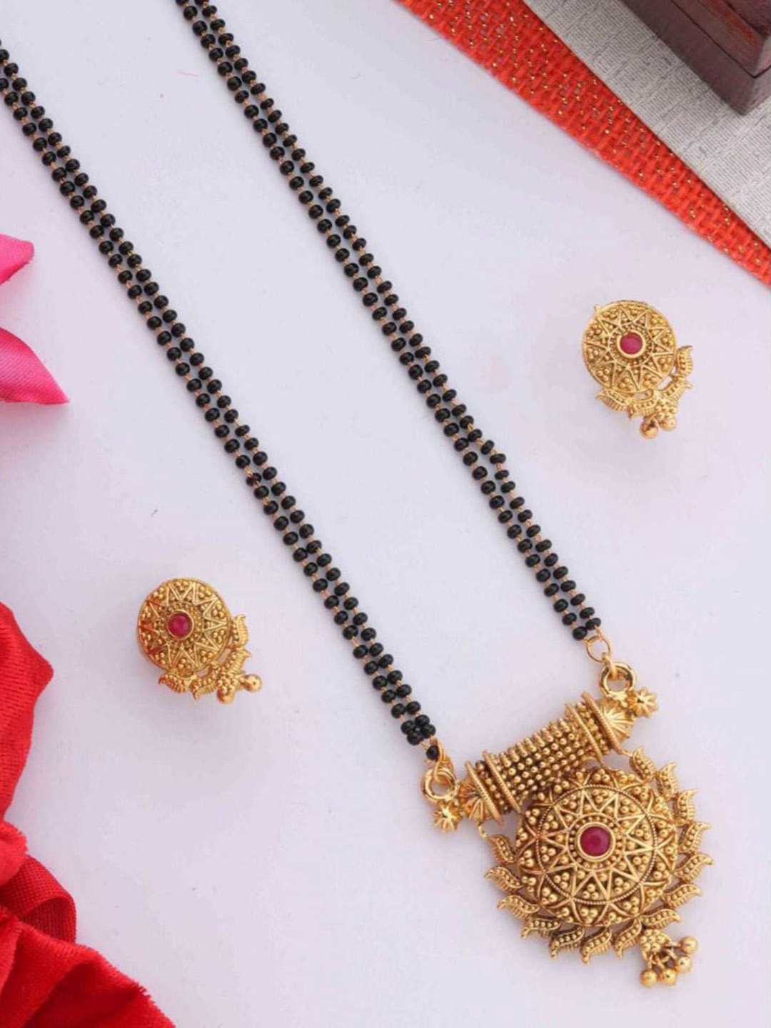 

TONOLIKA Alloy Brass Gold Black Jewellery Set