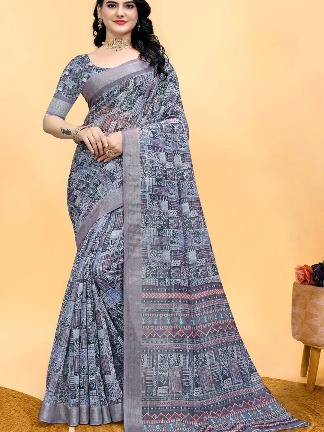 

LEOSAGI Floral Printed Zari Saree, Grey