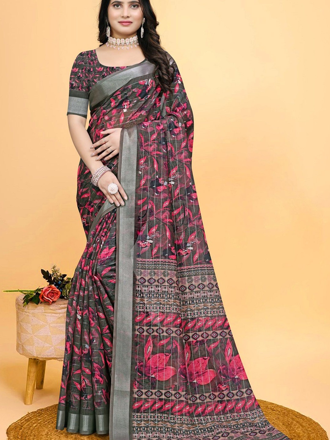 

LEOSAGI Floral Zari Saree, Pink