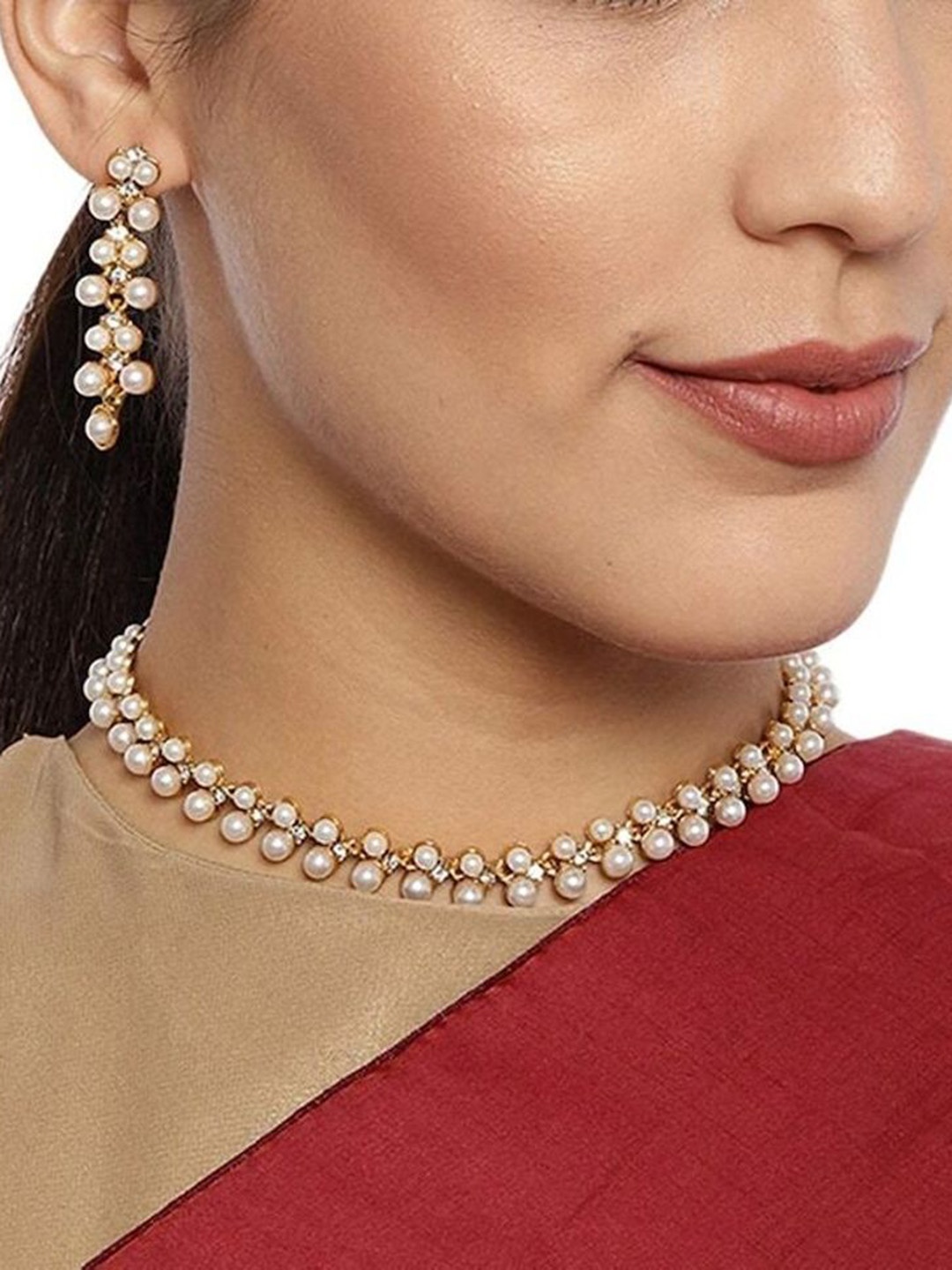 

TONOLIKA Gold-Plated Stone-Studded & Beaded Jewellery Set
