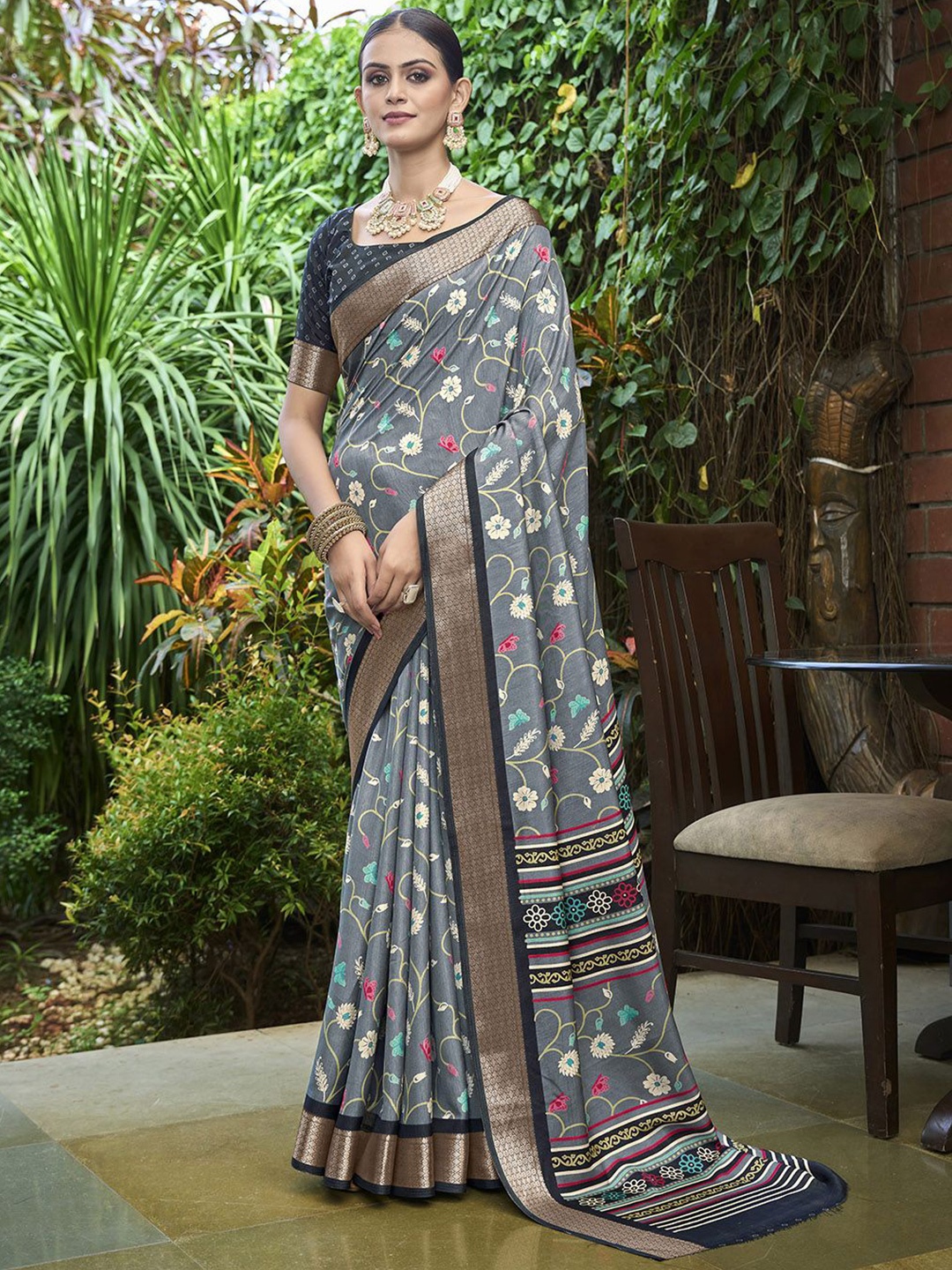 

Meena Bazaar Floral Printed Art Silk Saree, Grey