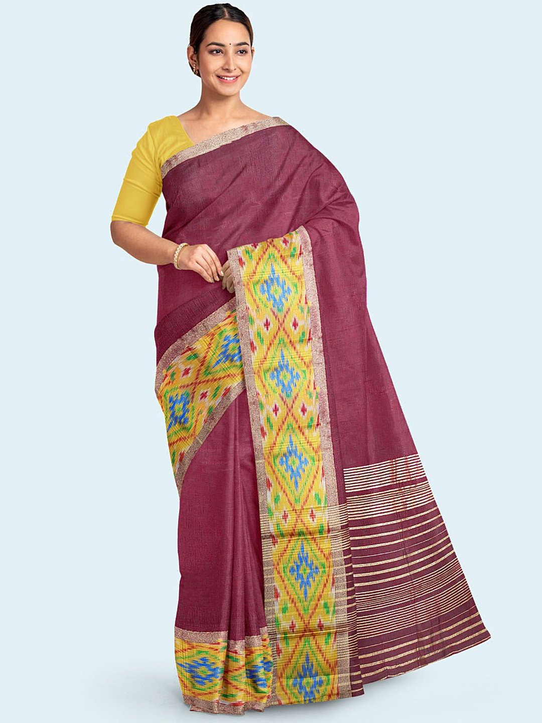 

Meena Bazaar Solid Saree With Blouse Piece, Burgundy