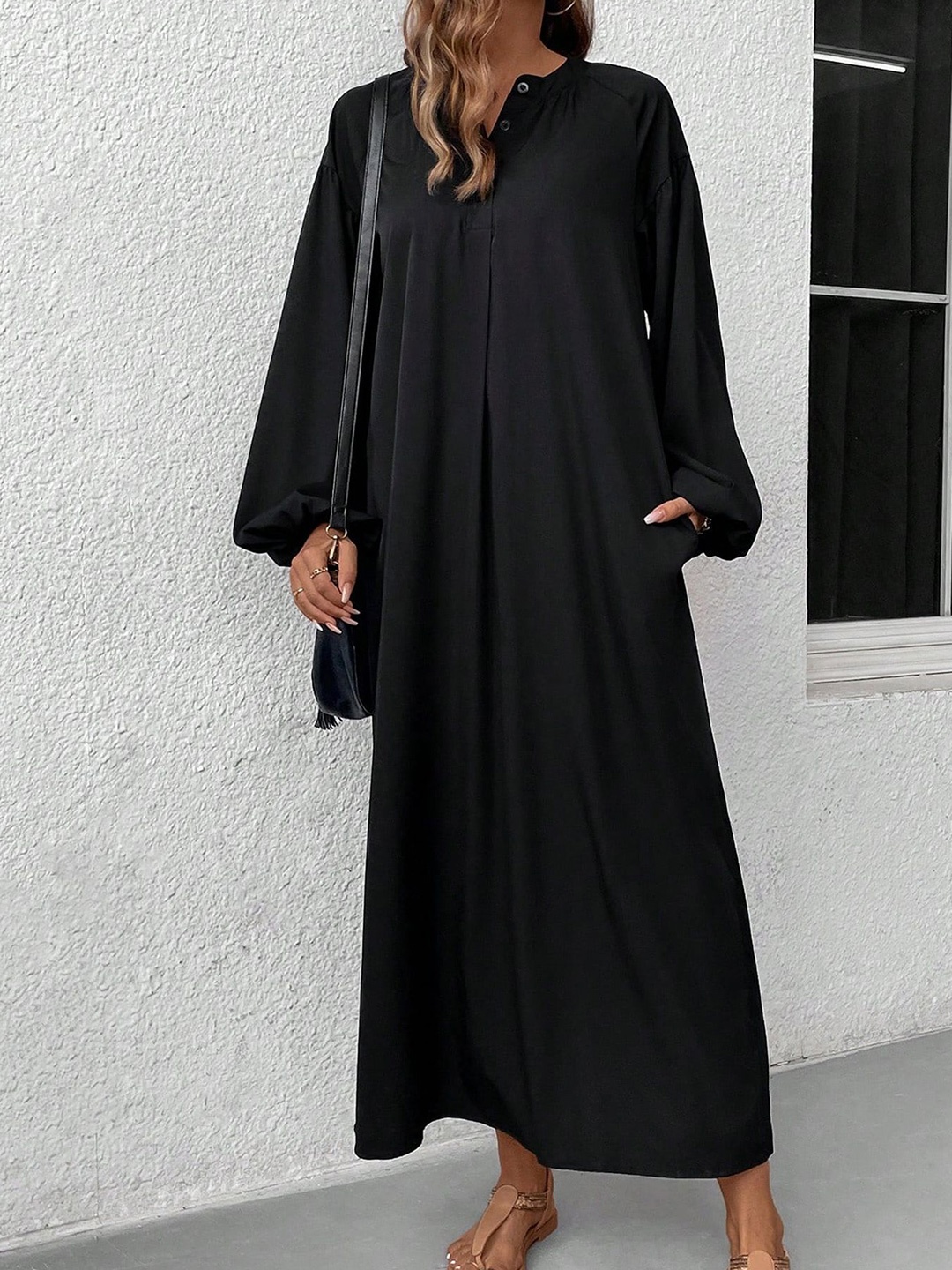

LULU & SKY A-Line Maxi Puff Sleeves Dress, Black
