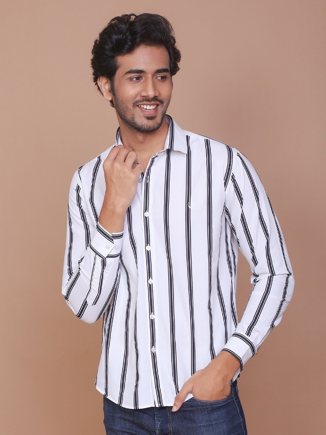 

RAVINIK Men India Slim Fit Spread Collar Vertical Striped Cotton Casual Shirt, White