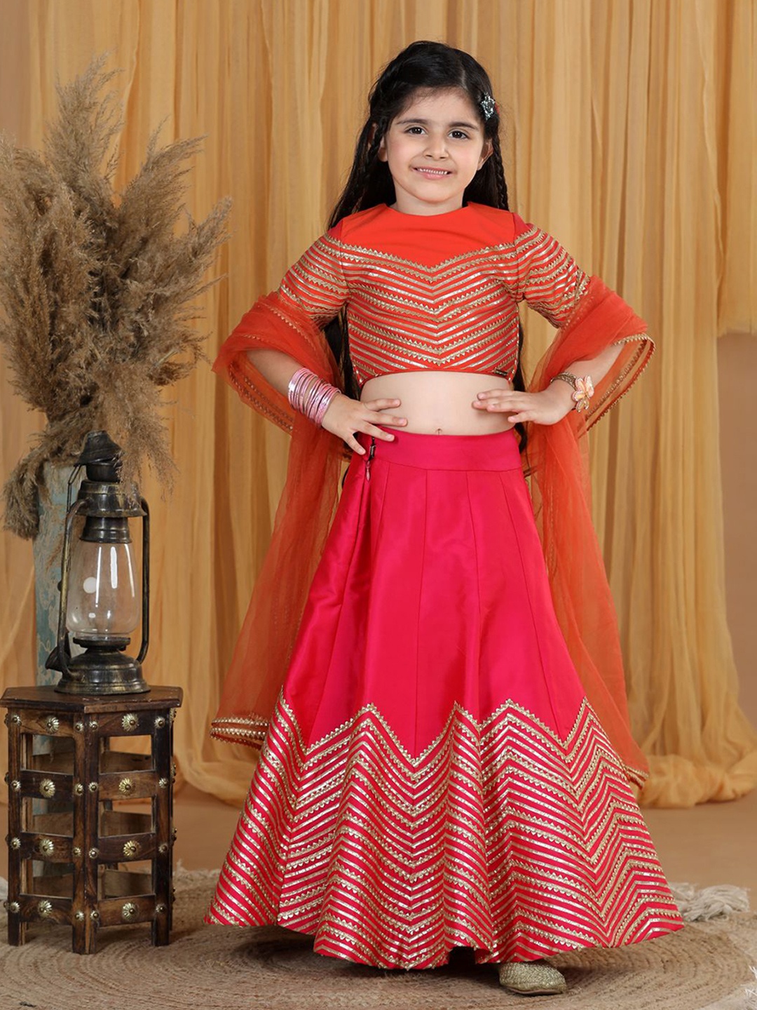 

THE LITTLE CELEBS Girls Embellished Ready to Wear Lehenga & Blouse With Dupatta, Pink