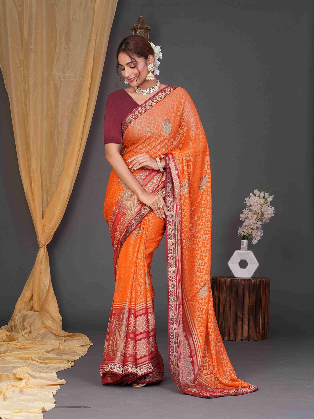 

EMV Floral Pure Chiffon Saree, Orange