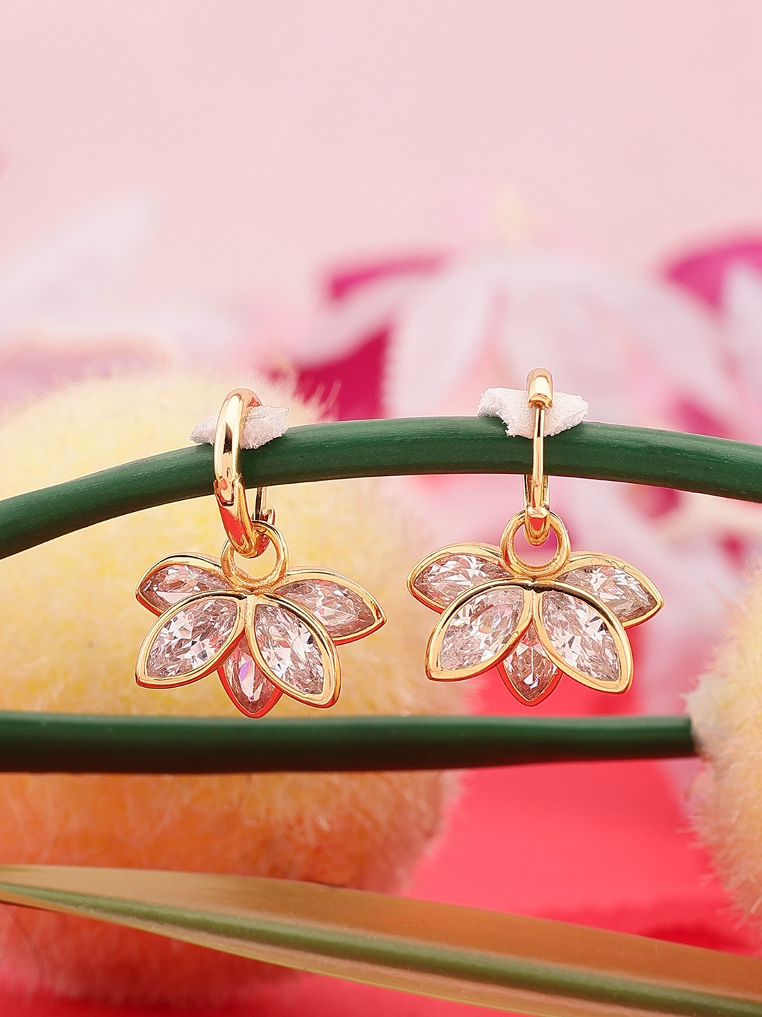 

DIAVO Contemporary Drop Earrings, Gold