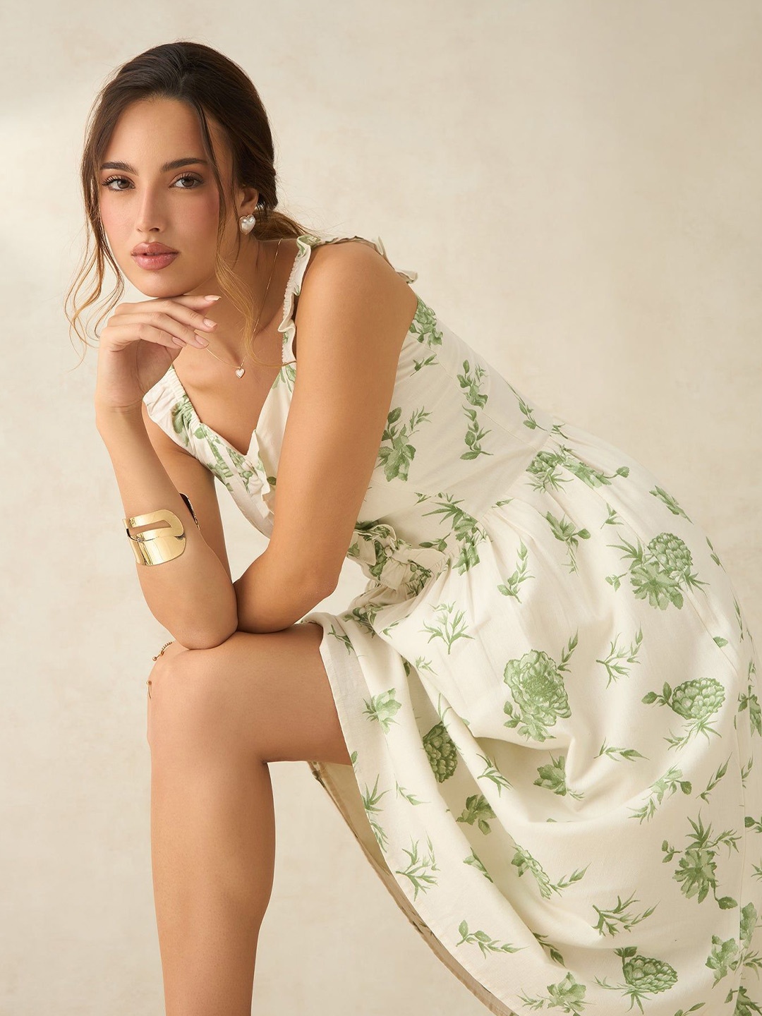 

Virgio Paula Linen Midi Dress with Lace, Olive
